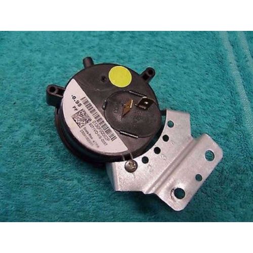 Goodman 20197310 SPST Pressure Switch 0.60 Inch pf
