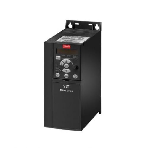 Danfoss 132F0014 3HP VLT VFD Micro Drive 208/230V 