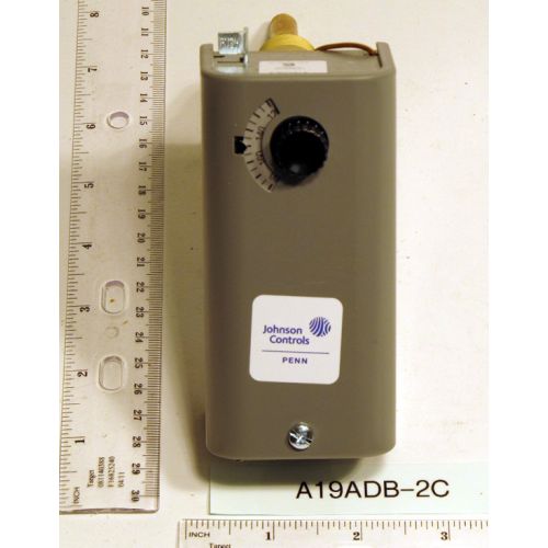 Johnson Controls A19ADB-2C 2 Immersion Sensor Direct Temperature Control With M/R 100°F-240°F 
