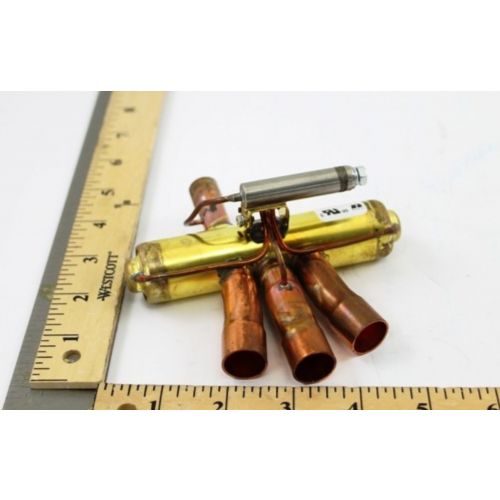 1/2X5/8 Reversing Vlv W/O Coil For Trane -Part# VAL8211