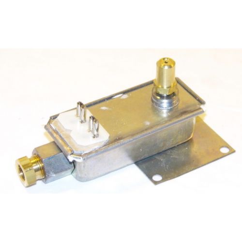 Eaton Sigle Gas Vlv For Robertshaw -Part# Y-30128-AF1